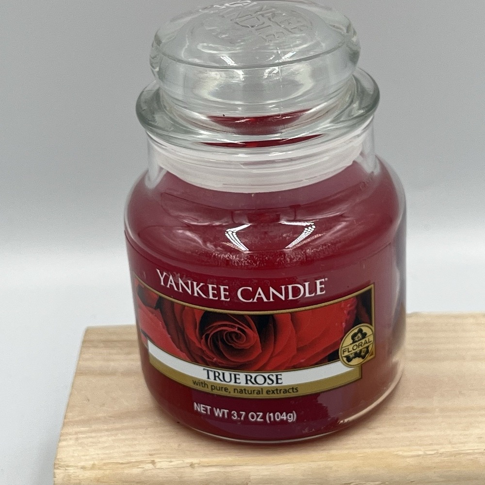 NEW Yankee Candle Retired Fragrance True Rose Jar Scented Candle 3.7 oz Red